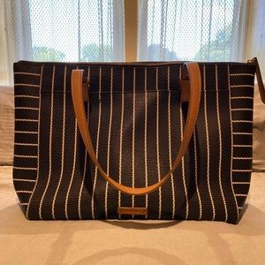 Fossil tote bag